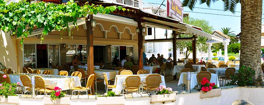 LA PLAZA PIZZA STEAK HOUSE ΣΚΑΛΑ ΦΟΥΡΚΑΣ ΚΑΣΣΑΝΔΡΑ ΧΑΛΚΙΔΙΚΗ