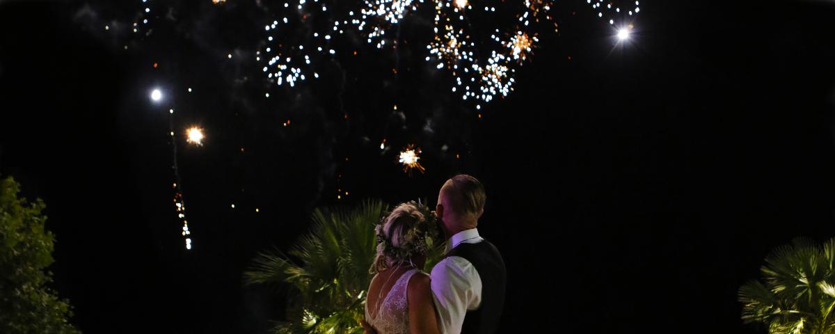12-kassandratour-wedding-fireworks-850
